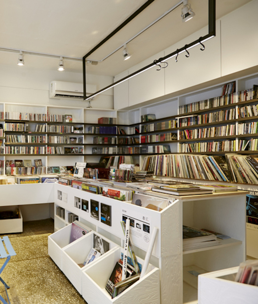 The main Soul Waves shop located in Downtown Vancouver